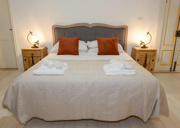 De Mar アパート *